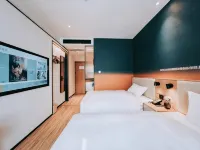 Xingyi Hotel (Beijing Temple of Heaven Dongmen Subway Station)