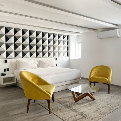 Junior King Suite-Non-Smoking The Andy Promo Code