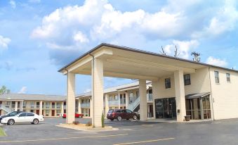 American Inn - Paducah - Housity