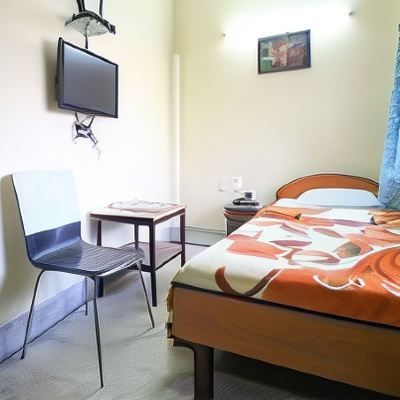 Deluxe Double Room with Air Conditioner