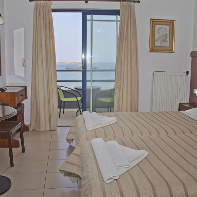 Twin Room, 2 Twin Beds, Balcony, Sea View