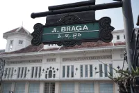 De Batara Hotel Hôtels à : 