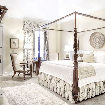 Piazza King Room Planters Inn Promo Code