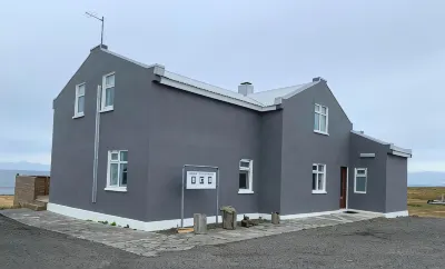 Guesthouse Básar Отели в г. 