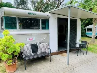 Mornington Peninsula Retro Caravans Hotels in Rye