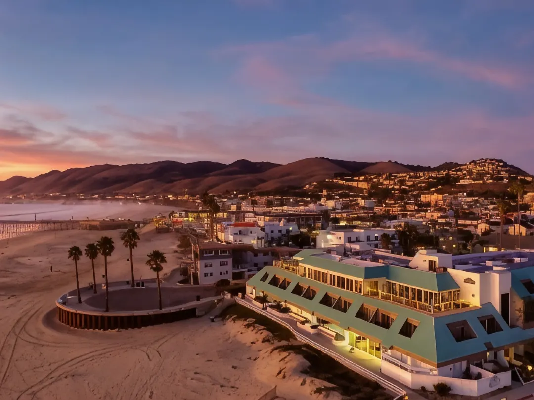 Seaventure Beach Hotel - Pismo Beach, CA