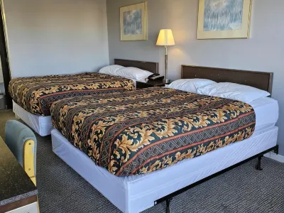 Brookville Inn by OYO Near Dayton International Airport Отели в г. 