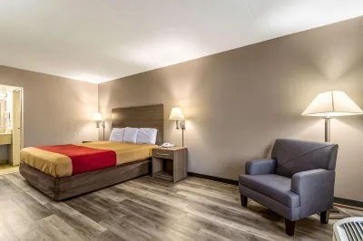 Econo Lodge Hotels in 