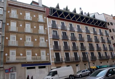 Apartamentos Zaragoza Coso Hotels in 