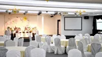 Cosmos Hotel