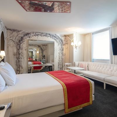 Alexandria Iconic King SAHARA Las Vegas Promo Code