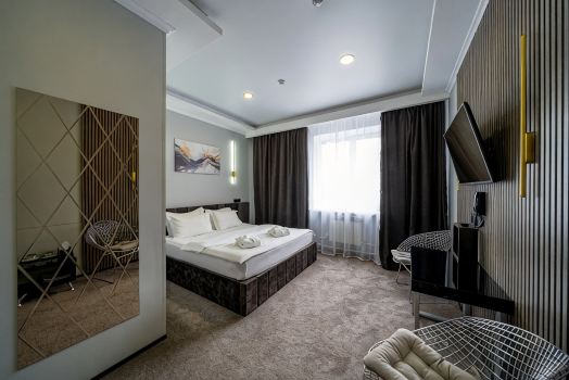 Enigma Hotel