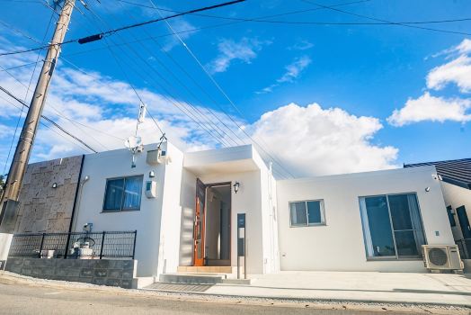 [Newly Opened / Newly Built] Hira Hisaigai | Right by the Sea / 10-Minute Drive to Downtown