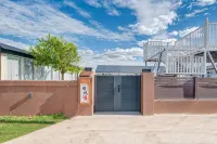 Erguna Heishantou Mingfeng Xiaozhu Homestay Hotel a 