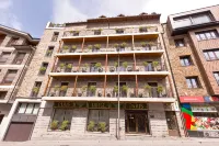 Yomo Petit Paris Hotels in 