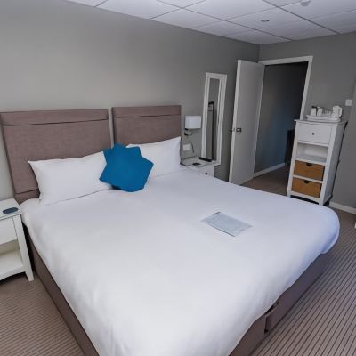 Apartment The Thatch Inn Promo Code