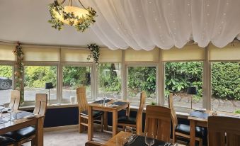 The Abbotsford - Housity