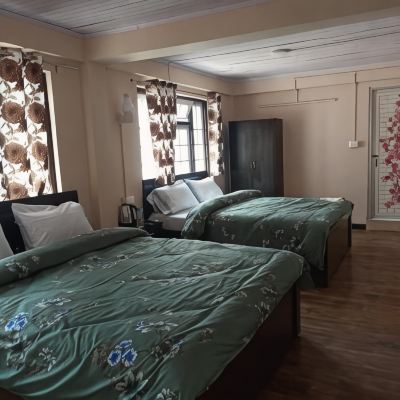 Family Room Gladiolus Homestay Promo Code