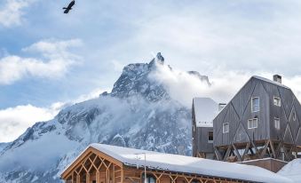 Hotel Alpenroyal - Housity