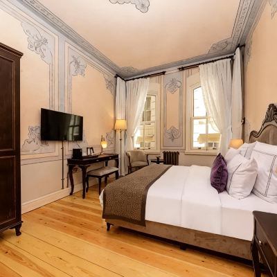 Deluxe Double Room Meroddi Barnathan Hotel Promo Code