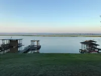 Fishing paradise!!! House on Livingston with private dock!