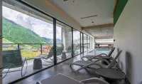 Step Inn - Kazbegi