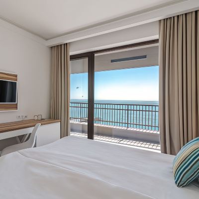 Standard Double or Twin Room with Balcony and Sea View