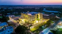 LE ROYALE PALACE Hotels in 