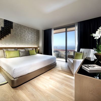 Connecting Deluxe Gold Room (4 Ad + 1 Ch) Hard Rock Hotel Tenerife Adeje Promo Code