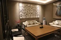 定南七葉精品酒店