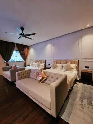 The Palm Suite at Lava Mansion Hotele w: 