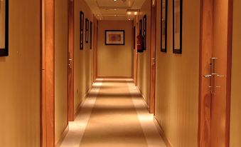 Hotel Torre de Sila - Housity