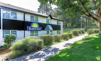 Days Inn by Wyndham Fleet M3