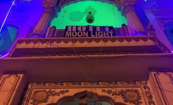Hotel Moon Light Palace