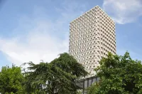 Maritim Hotel Plaza Tirana Hotel a 