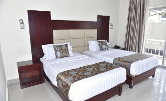 Chamba Valley Exotic Hotel - Housity