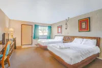 Love Hotels Tomahawk by OYO at Lake Mohawksin WI のホテル