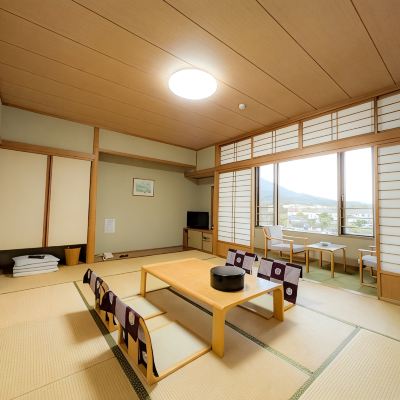 Mountain-Side Japanese Room 10 Tatami (Toilet, No Bath) 鹿児島市国民宿舎レインボー桜島 クーポン