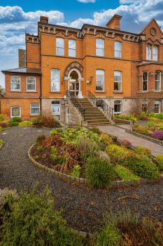 Roxford Lodge Hotel