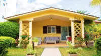 Villa located 2 minutes from the beach, close to shops, most beautiful corner of Mauritius Hotéis em 
