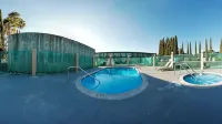 Travelodge by Wyndham Pasadena Central