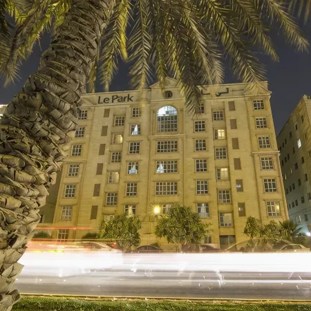 Le Park Hotel
