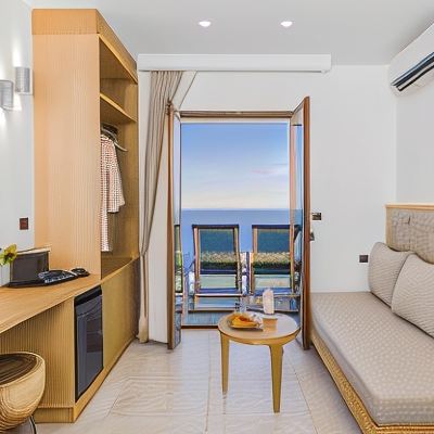 Deluxe Double Or Twin Room With Sea View