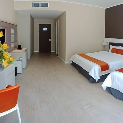 Bilik Triple dengan Pemandangan Taman Kupon Klana Resort Seremban
