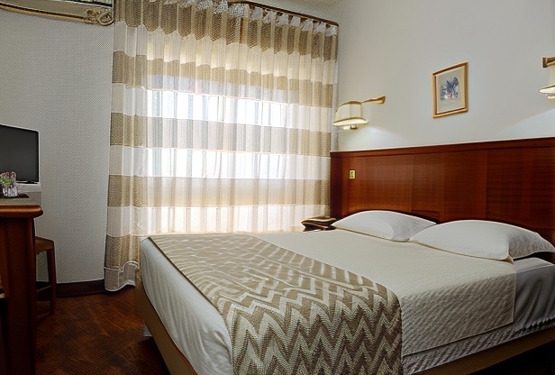 Double Room-Non-Smoking
