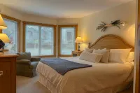 Jay Peak 2BR/2BA Ski-in/Ski-Out V341