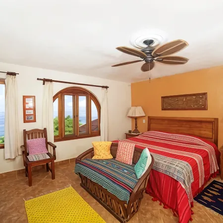 Casa Mariluna - Lovely Sayulita Beachside Villa