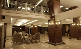 SARR TAC MAHAL HOTEl - Housity