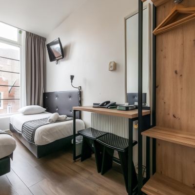 Standard Twin Room Acostar Hotel Amsterdam Promo Code