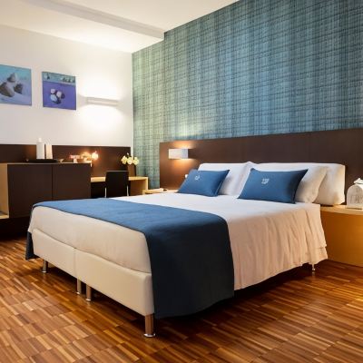 Double or Twin Room Hotel Nazionale Promo Code